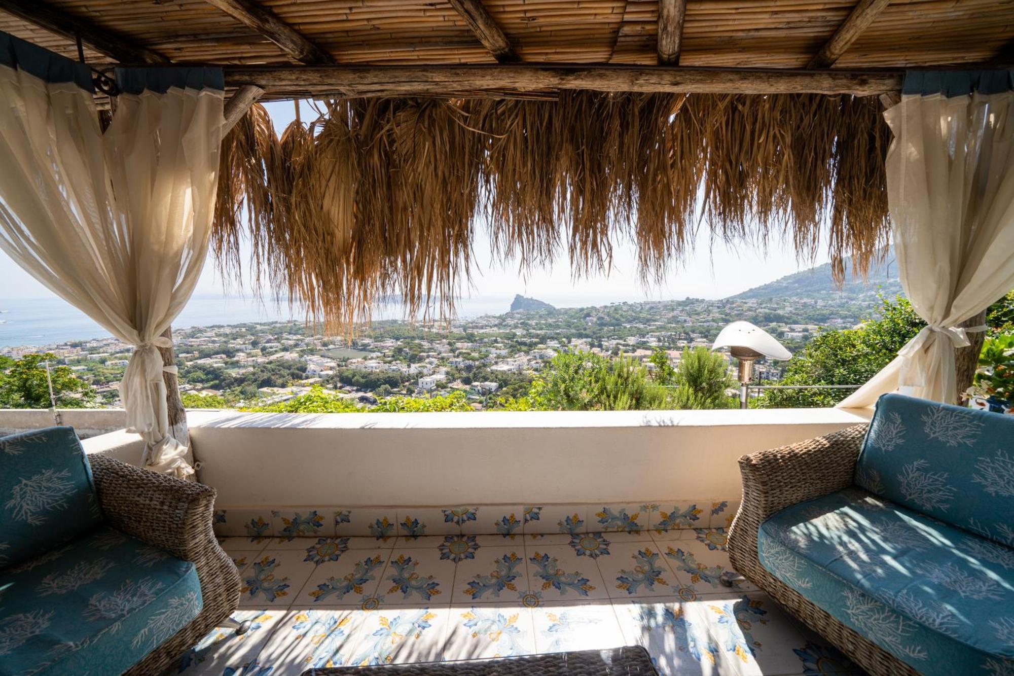 Relais Bijoux Ischia Bed & Breakfast Exterior foto