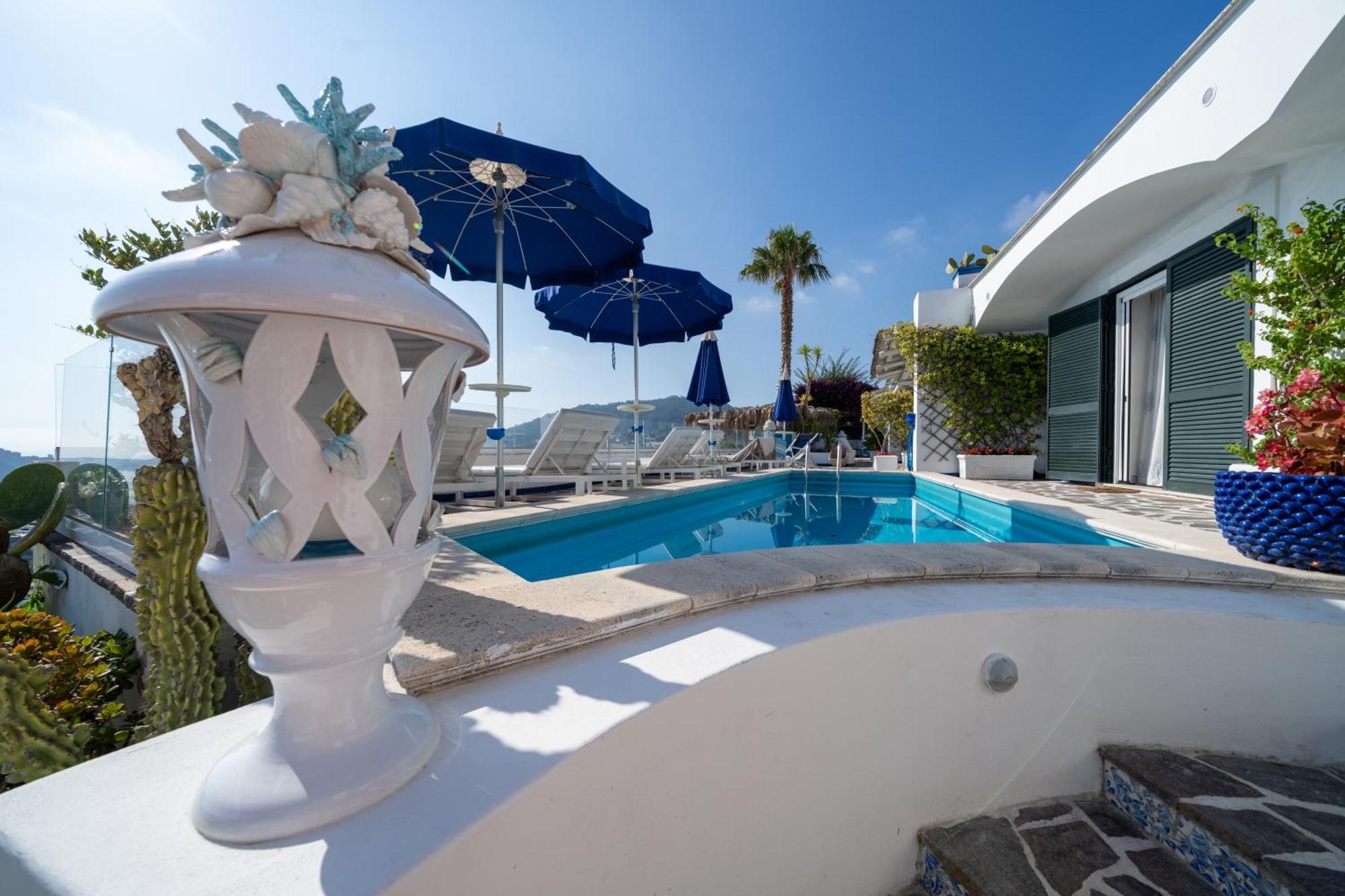 Relais Bijoux Ischia Bed & Breakfast Exterior foto