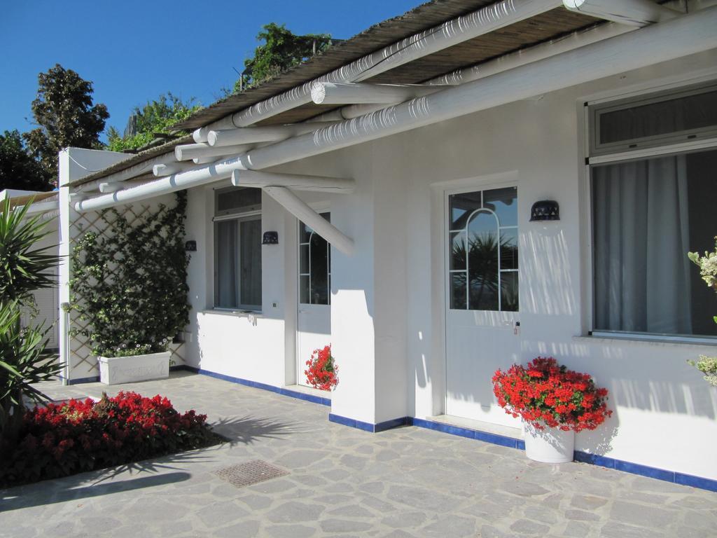 Relais Bijoux Ischia Bed & Breakfast Exterior foto